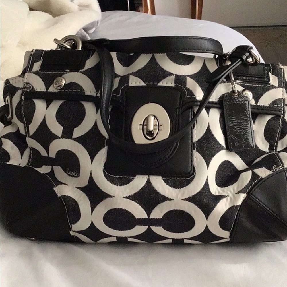 ORIGINAL. COACH.   Today. 60